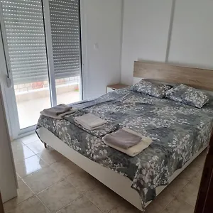 Apartament Lucas2 Lux, Flogita